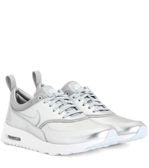 Women's Nike Air Max Thea 'Metallic Silver'. Nike 